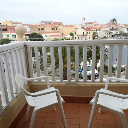 Lina Hotel Stintino Luaran gambar