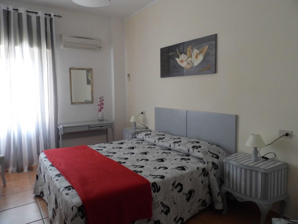 Lina Hotel Stintino Bilik gambar