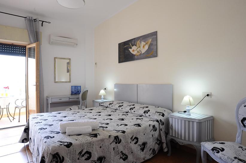 Lina Hotel Stintino Luaran gambar